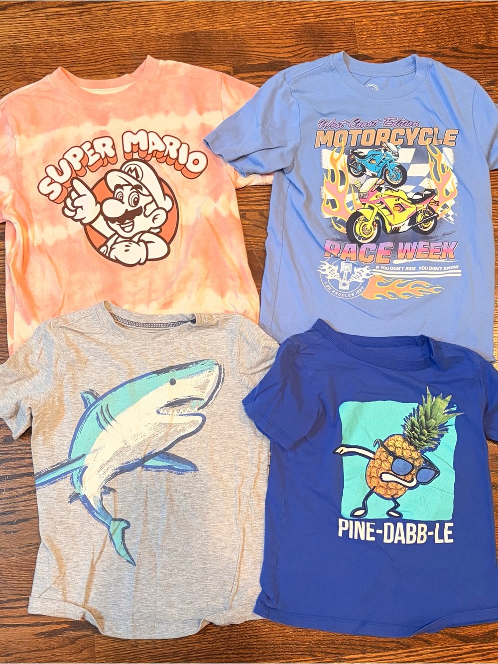 Graphic Tee bundle